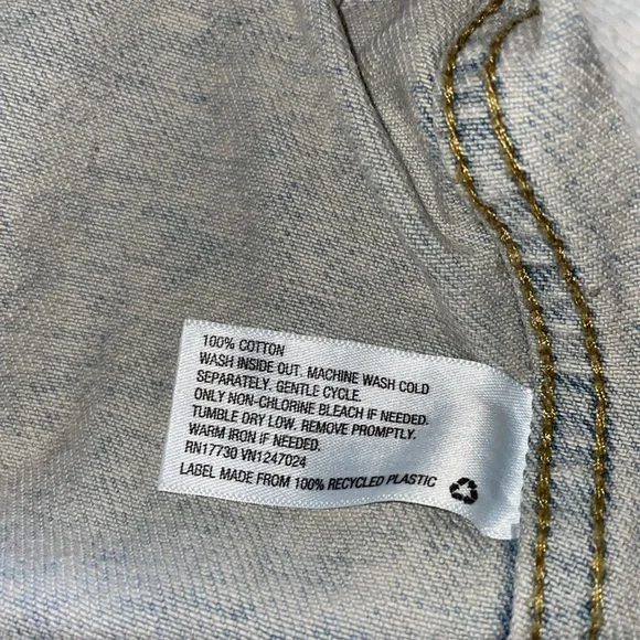 NWOT Wild Fable Blue Jean Jacket Classic Trucker Style.  Size XXL. - Picture 6 of 6